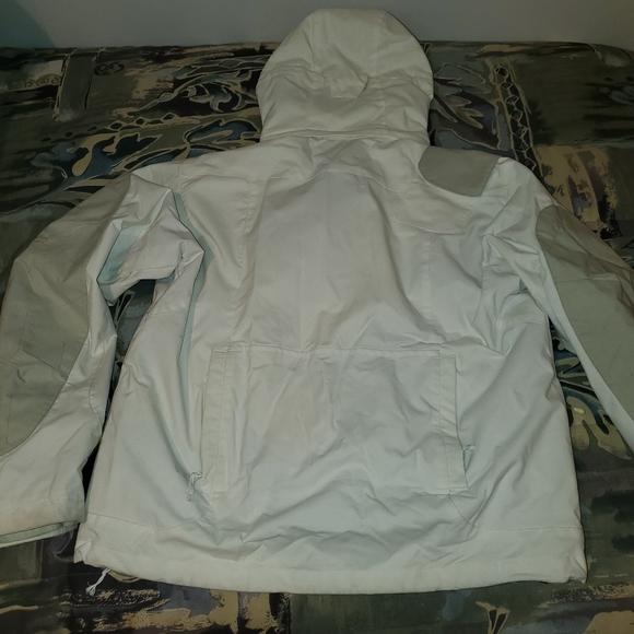 DC winter snowboard coat jacket - Picture 8 of 16